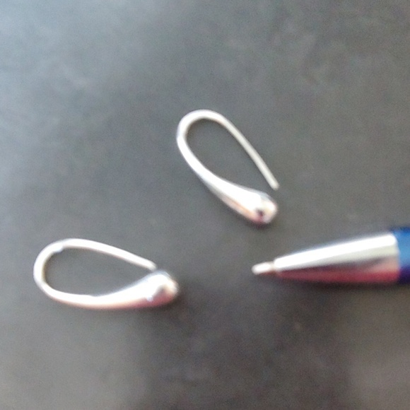 Sterling silver drop earrings - Picture 4 of 4